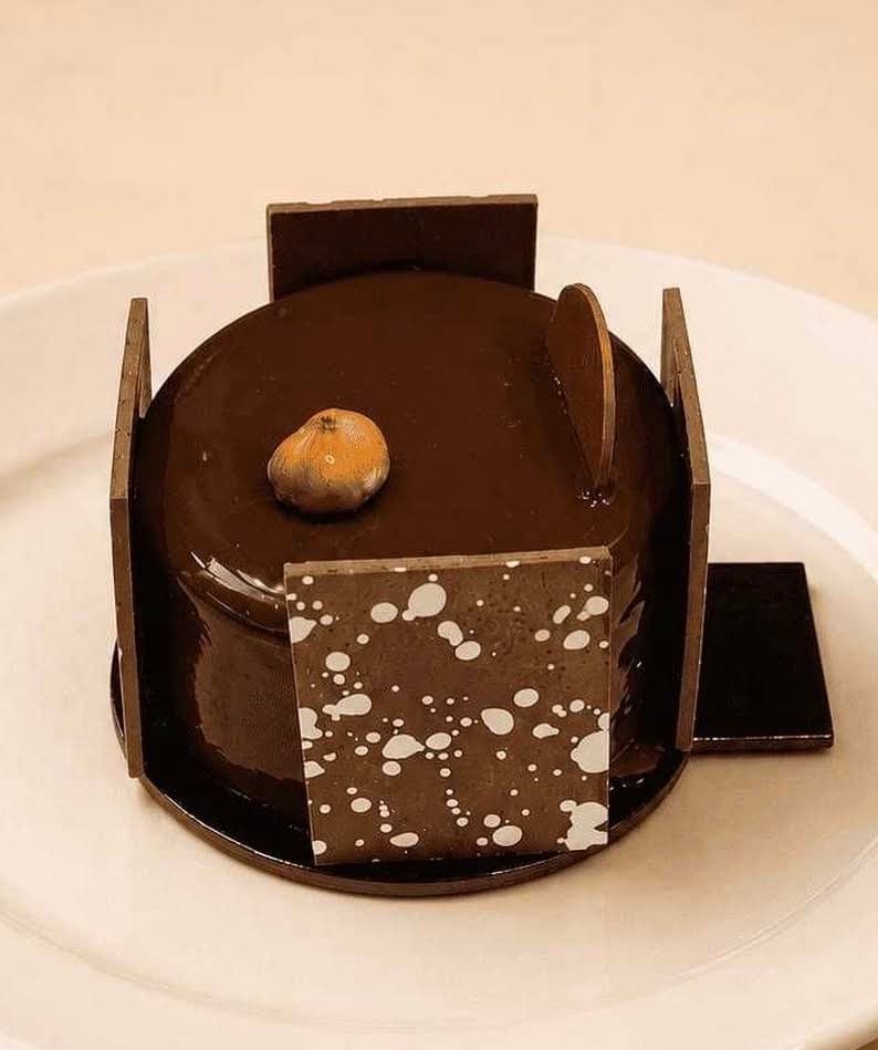 Pastry craft: a Mez chocolate mono cake